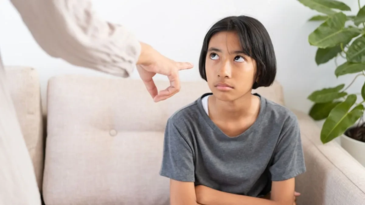 5 Arti Mimpi Dimarahi Emak: Pertanda Kurang Berbakti Sama Orang Tua?