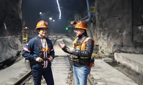 Human Machine Interface ( HMI ): Kawin Silang antara Manusia dan Mesin