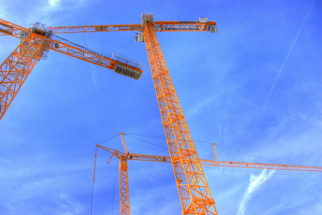Alat Berat untuk Pembangunan Gedung: Teknik dan Strategi
